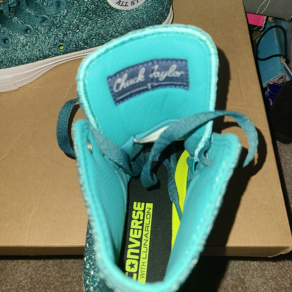 High Top Converse - Picture 5 of 5